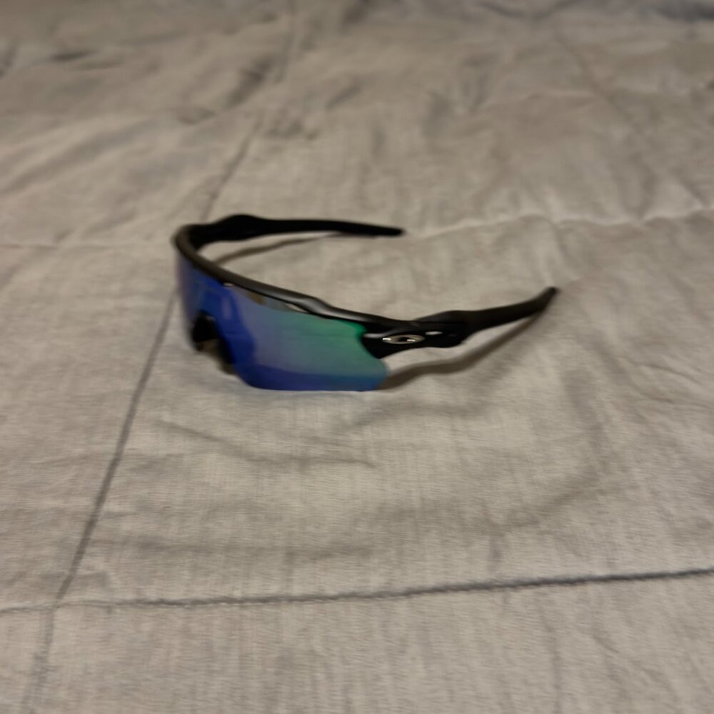 Oakley Radar EV Path Sunglasses Green Lens / Black Frame